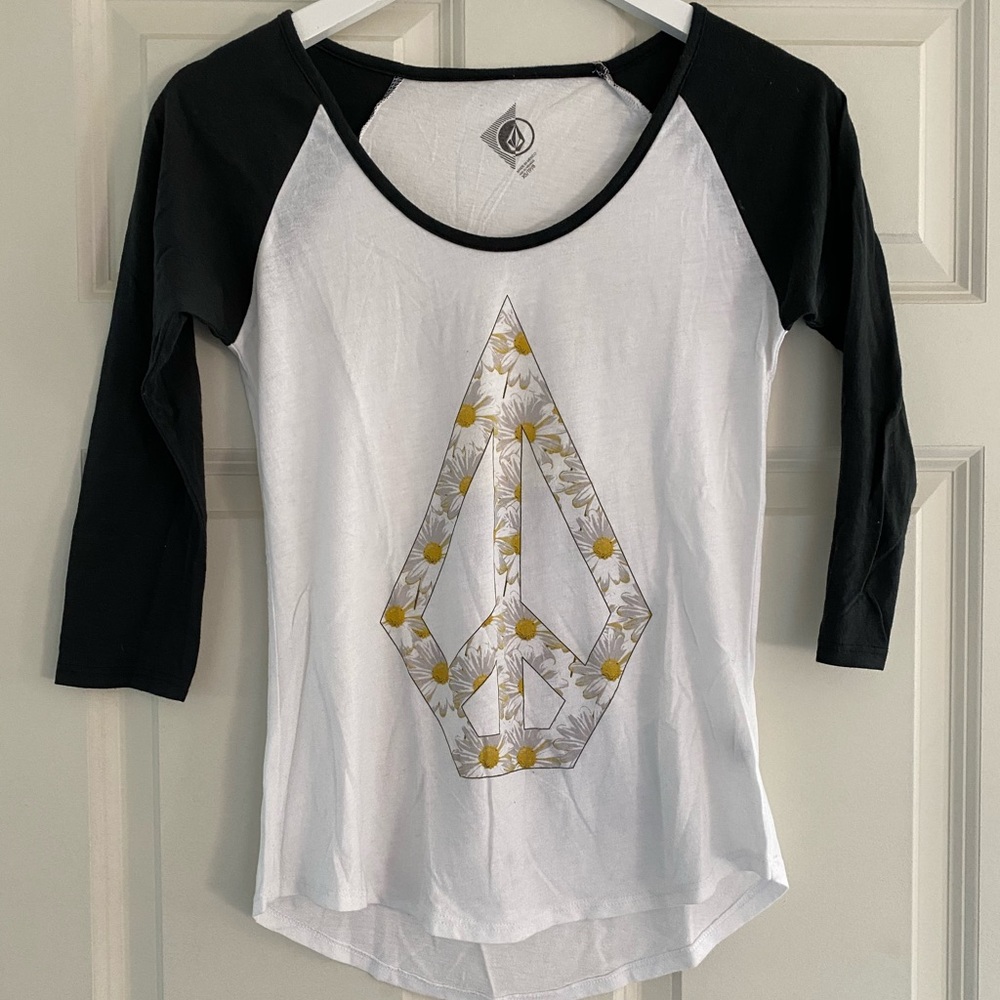 Volcom top